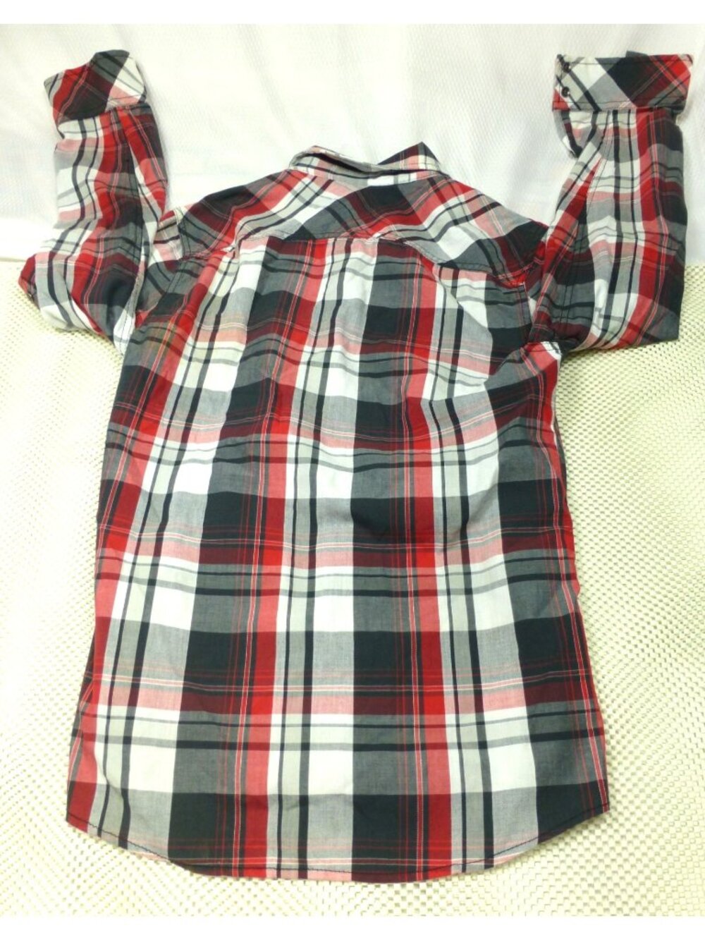 Rock & Republic Mens Red & Black Plaid Button-Up Long Sleeve Shirt Easy-Care Fab - Picture 2 of 13